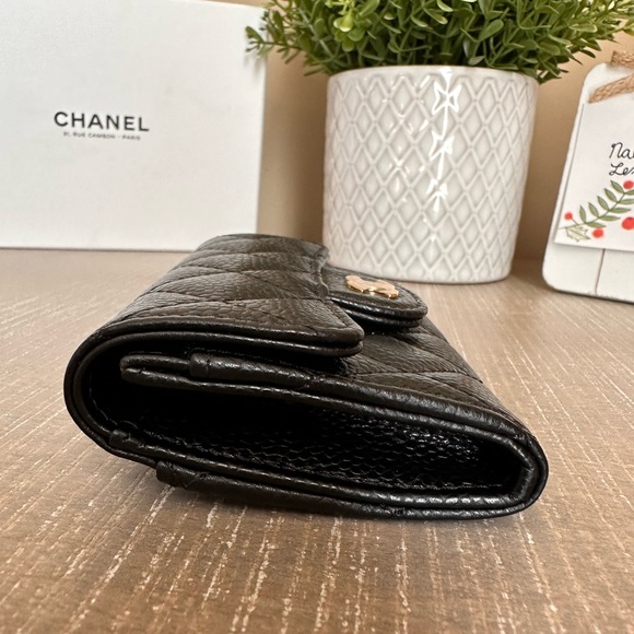 CHANEL Caviar Quilted Flap Card Holder Wallet - Picture 6 of 15